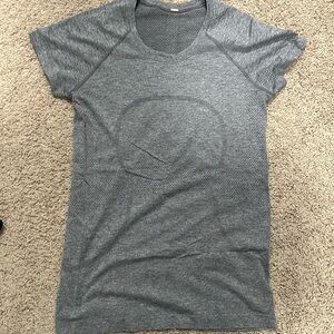 Lululemon Swiftly Tech 2.0 Shirt
